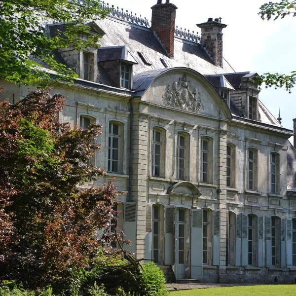 Château de Contay Guesthouse - 1753，位于Treux的酒店