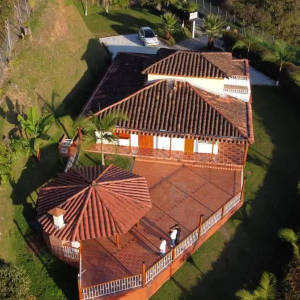 Finca-Hotel Montecarlo Guatape by Hope，位于瓜塔佩的酒店