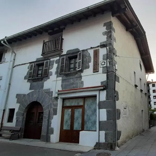 AZTIETA CASA RURAL，位于Gaztelu的酒店