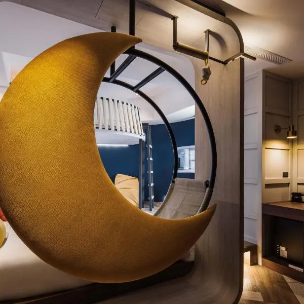 悦乐旅店- 台中站前，位于台中市的酒店