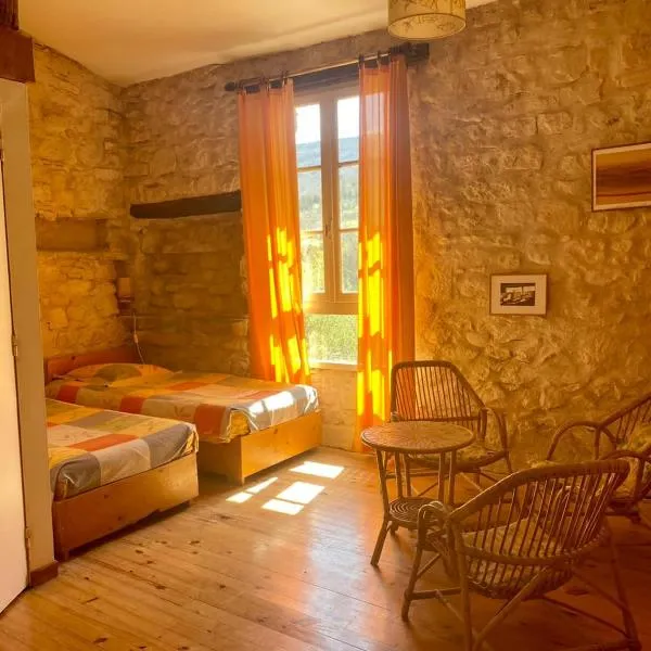 Gîte de la Bastide - Cabania Pays Cathare，位于Camps-sur-lʼAgly的酒店