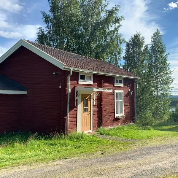 Bogärdan, cozy cabin by the Luleå River，位于哈拉斯的酒店
