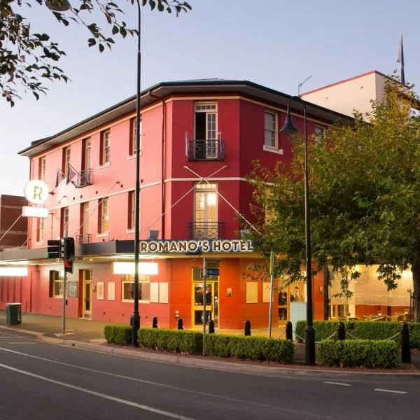 Romano's Hotel & Suites Wagga Wagga，位于Lake Albert的酒店