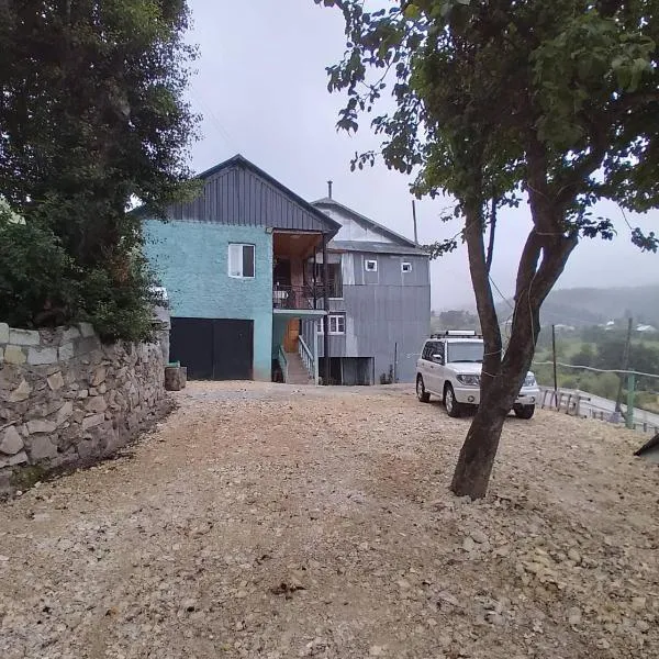 Guest House Luka，位于Danisparauli的酒店