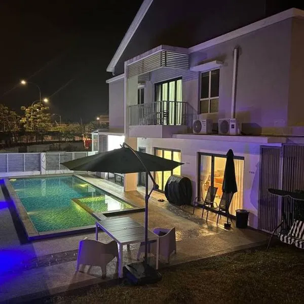 Anjung Serene + Private Pool (10 pax) @ Semenyih，位于加影的酒店
