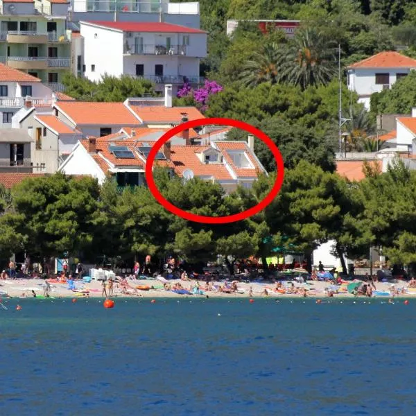 Apartments by the sea Drvenik Donja vala, Makarska - 6658，位于德尔韦尼克的酒店
