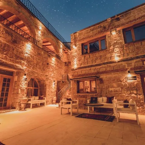 Pinhan Cave Suites，位于乌奇希萨尔的酒店