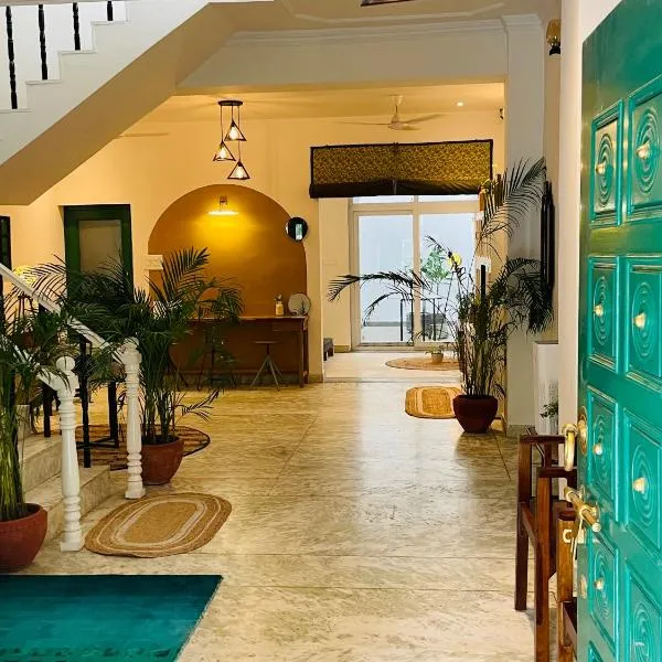 AnandMai - Sustainable Living Spaces，位于斋浦尔的酒店