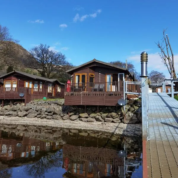 Bonnie Banks Lodge Ardlui，位于罗厄德南的酒店