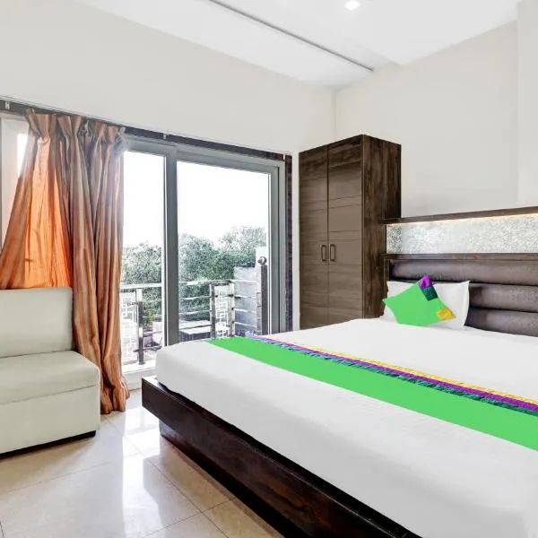 Itsy Hotels Anjali Mahal 500, Mtrs From Mathura Railway Station，位于Gokul的酒店