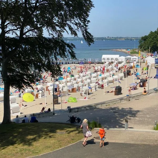 Strandblick mit Strandkorb & Fahrrädern，位于格吕克斯堡的酒店