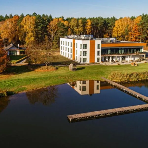 Hotel Odpocznia Resort i Las，位于Rogoźno的酒店