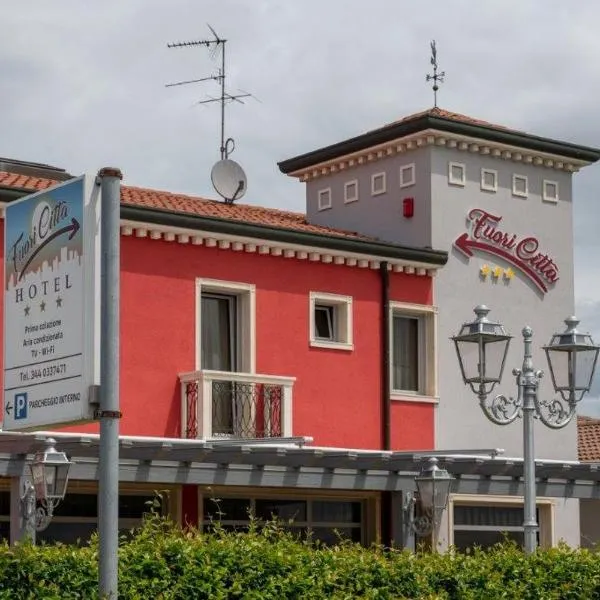 Hotel Fuori Città，位于Solesino的酒店