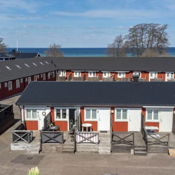 Holiday Apartment Köpingsvik，位于门斯特罗斯的酒店