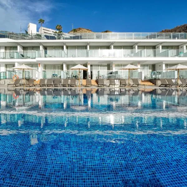 马拉索尔套房酒店，位于库拉海滩的酒店