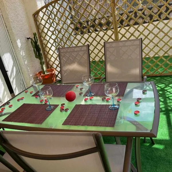 Nuevo apartamento en bahia de mazarron a estrenar，位于穆尔西亚的酒店