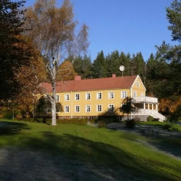 佩奥洛夫加登酒店，位于Hjortkvarn的酒店