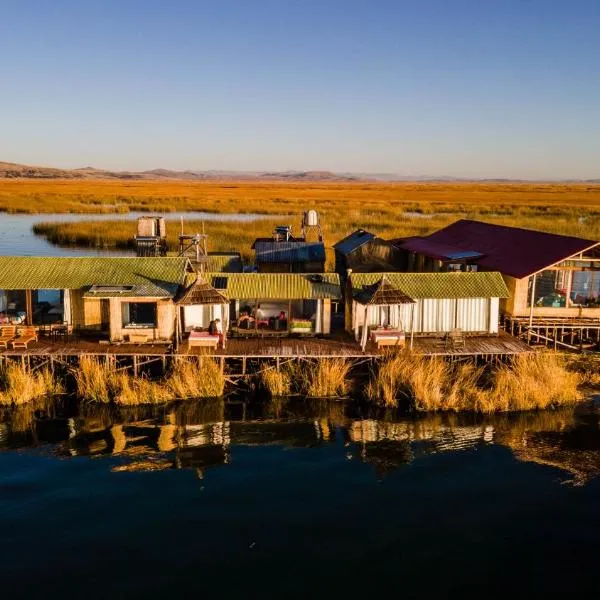 UROS TITICACA LODGE Puno Peru，位于Llachon的酒店