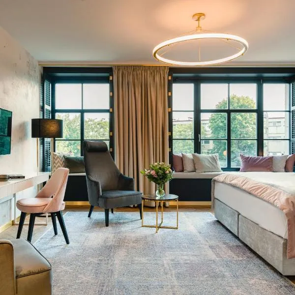 Hotel Ferreus Modern Art Deco，位于克拉科夫的酒店