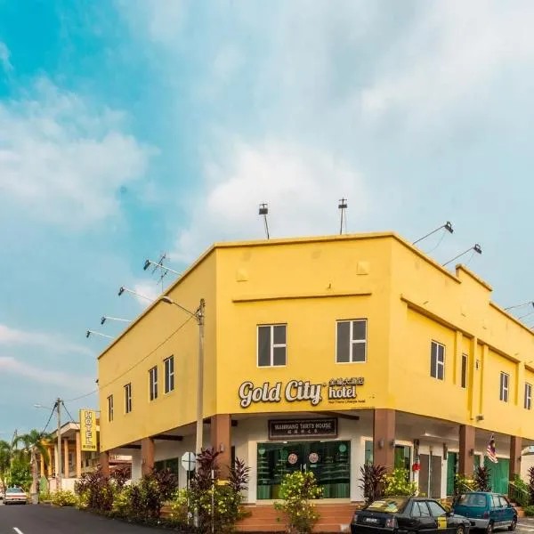 Gold City Hotel，位于Kampong Baharu Sungai Udang的酒店
