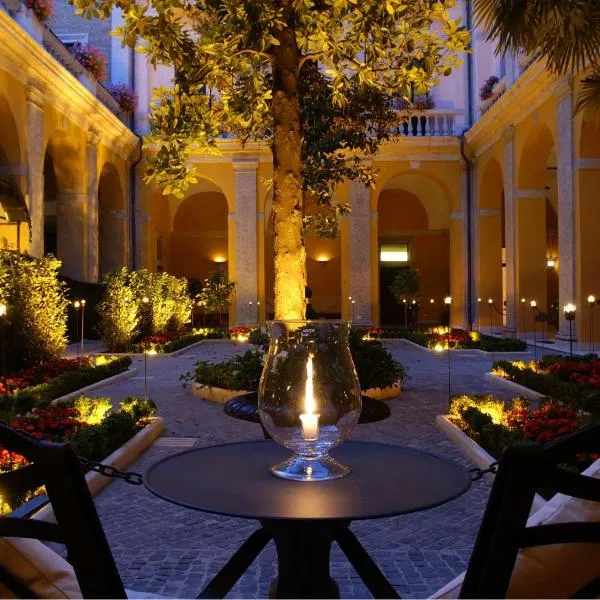 帕拉索卡迪奈切希酒店，位于罗马的酒店