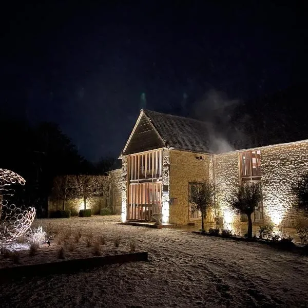 17th Century Barn near Le Manoir aux Quat’Saisons，位于Great Milton的酒店