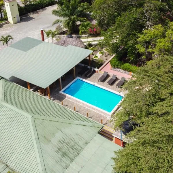 Hacienda La Huerta Puerto Plata, 2 BDR，位于Maimón的酒店