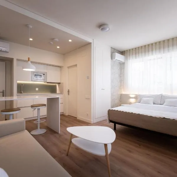 PENSION QUINTA EL RETIRO Habitación tipo Apartamento，位于Quintanadueñas的酒店