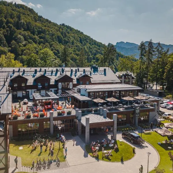 Szczawnica Park Resort & Spa，位于斯罗姆韦斯尼的酒店