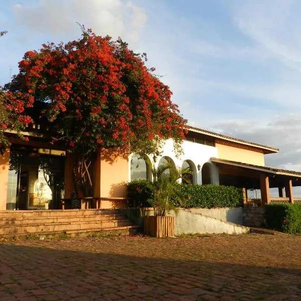 Casarão Alpina，位于穆库热的酒店