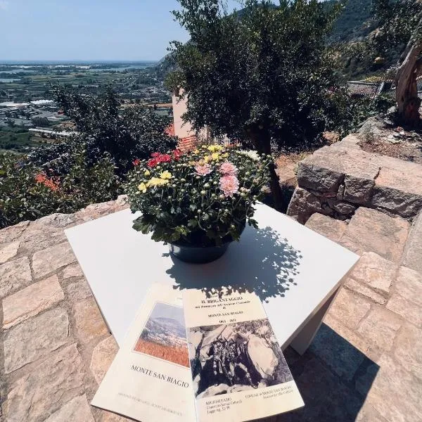 La bella vista，位于蒙泰圣比亚焦的酒店