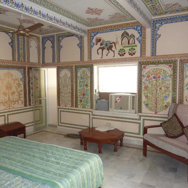 Tourist Pension，位于Lachhmangarh Sīkar的酒店