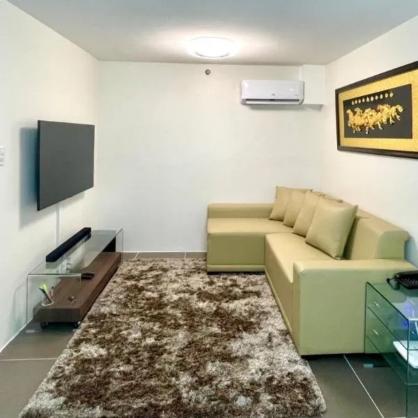 MINIMALIST, STYLISH, ELEGANT 2BR CONDO，位于Minglanilla的酒店