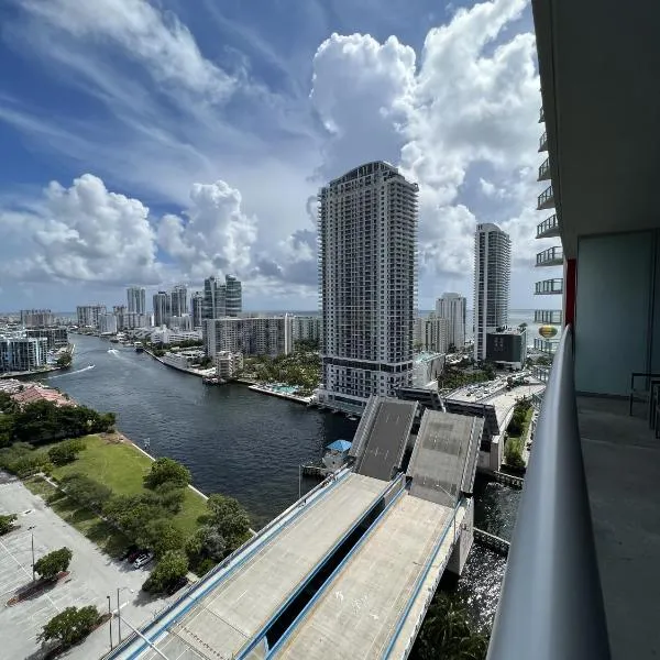 23rd floor Luxury & Spacious BeachWalk Resort Apartment with Amazing View，位于哈兰代尔海滩的酒店