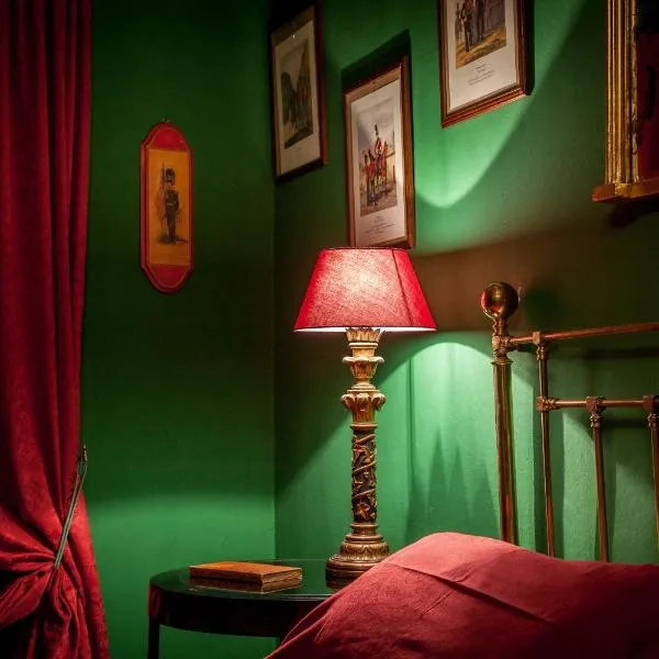 奥兹共和国客房旅馆，位于瓦雷泽的酒店