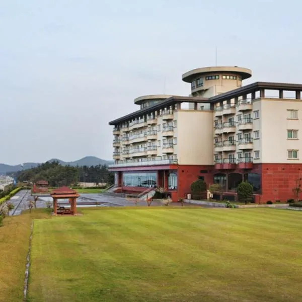 Seaspovill Resort，位于三陟的酒店