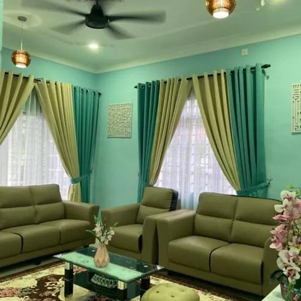 Homestay Salak 756 at Sungai Siput Kuala Kangsar for Islamic Guest Only，位于Kampong Kuala Chegar的酒店