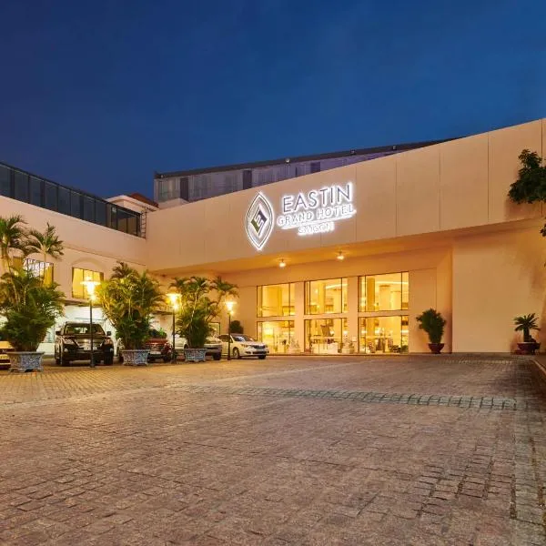 思廷西贡格兰德酒店，位于Vĩnh Phú的酒店