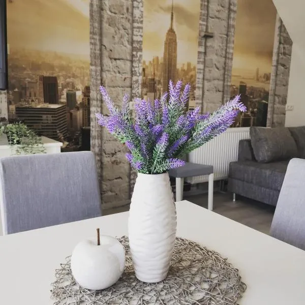 Ferienwohnung Lavanda，位于鲁斯特的酒店