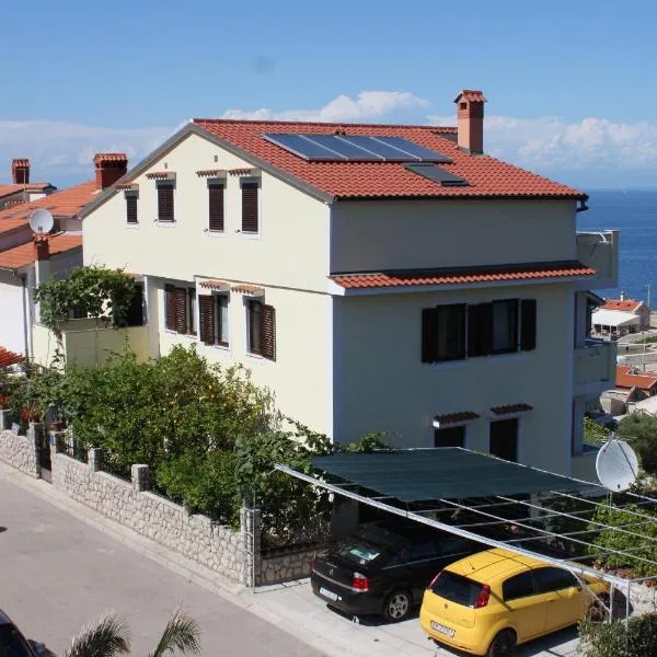 Apartments with a parking space Mali Losinj (Losinj) - 7879，位于木洛希尼的酒店