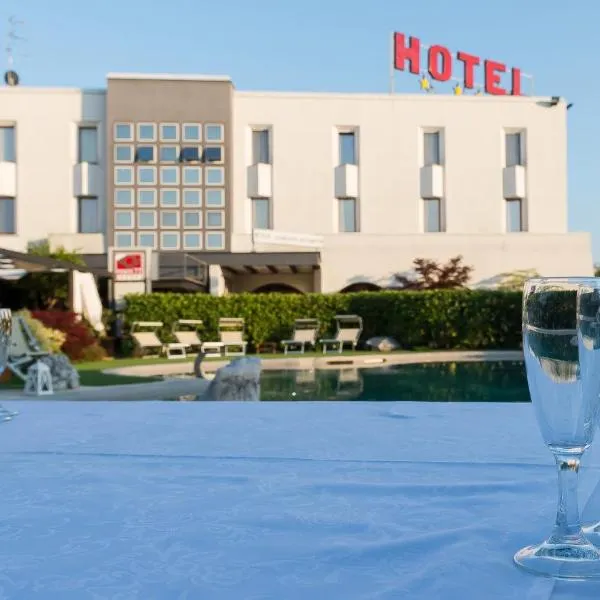 波斯塔77酒店，位于Villa del Conte的酒店