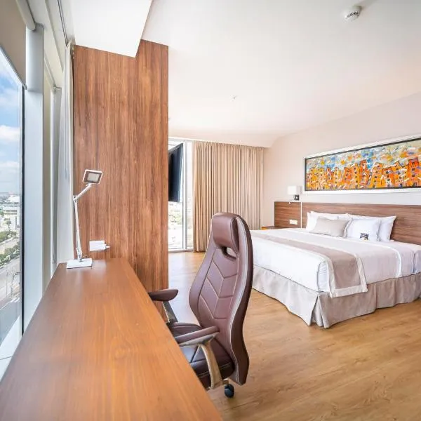 Metria Hotel，位于莱昂的酒店