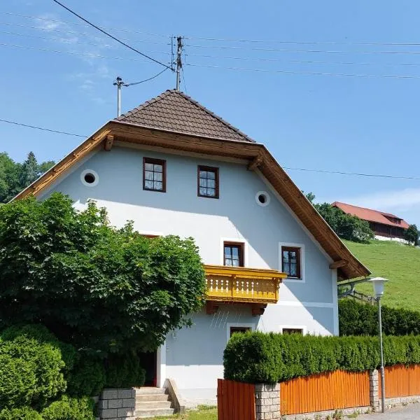 Malerisches Bauernhaus，位于Göriach的酒店