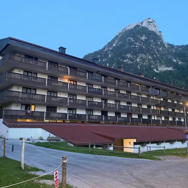 Wood apartment in Canin ski resort，位于塞拉内瓦的酒店
