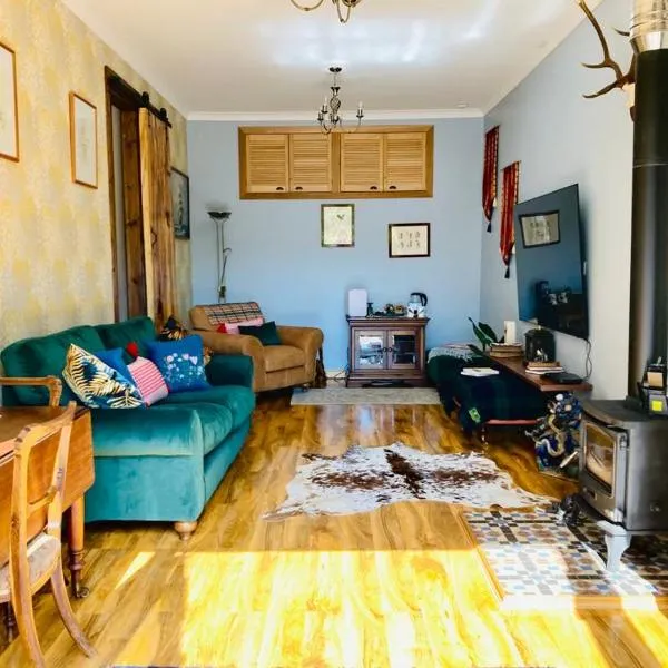The Guest suite at Daviot ,Inverness，位于因弗内斯的酒店