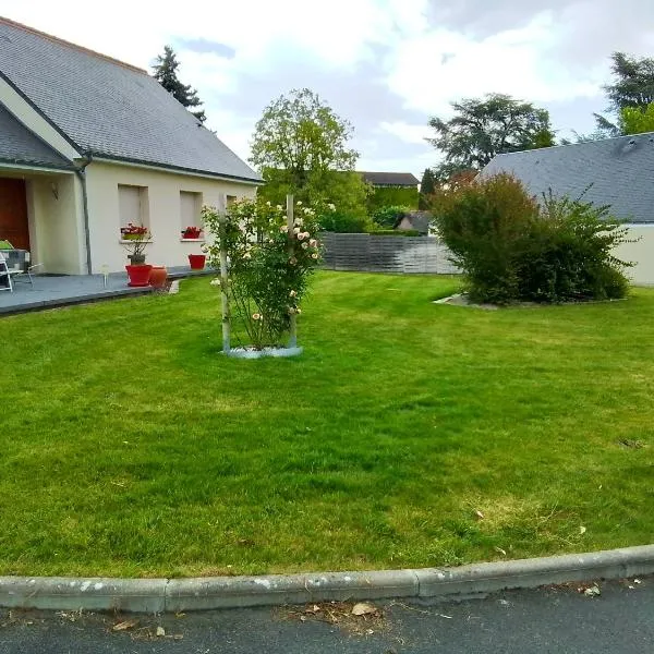 Au détour des Orchidées，位于Artannes-sur-Indre的酒店