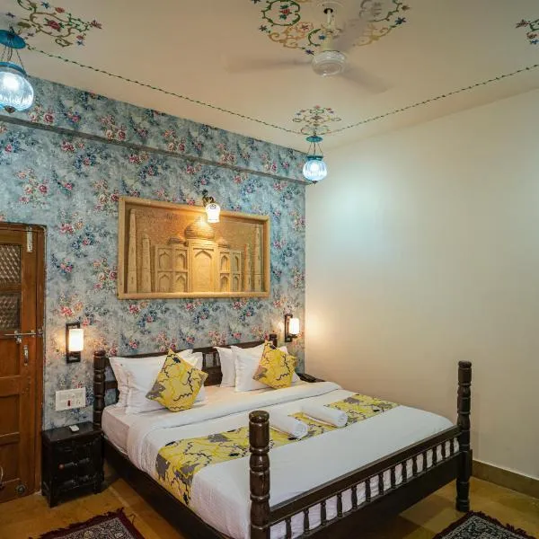 Tripli Hotels Prithvi Palace，位于斋沙默尔的酒店