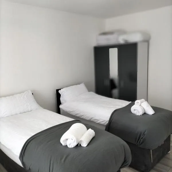 Remaj Service Accommodation, Sleep 7，位于达格纳姆的酒店