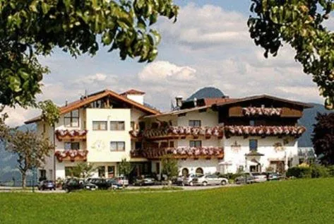 Gasthof und Hotel Rieder GmbH，位于布里克斯莱格的酒店