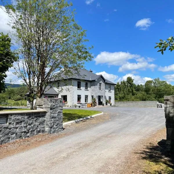 蒂尔布鲁克住宿加早餐旅馆，位于Clogheen的酒店